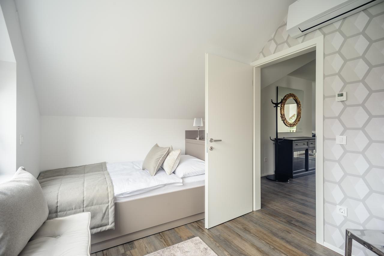 Apartments Villa Tatiana เบลด ภายนอก รูปภาพ