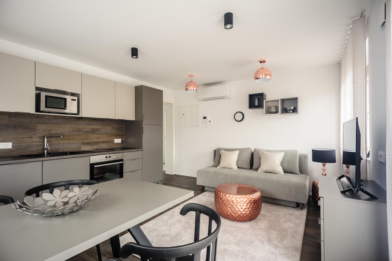 Apartments Villa Tatiana เบลด ภายนอก รูปภาพ