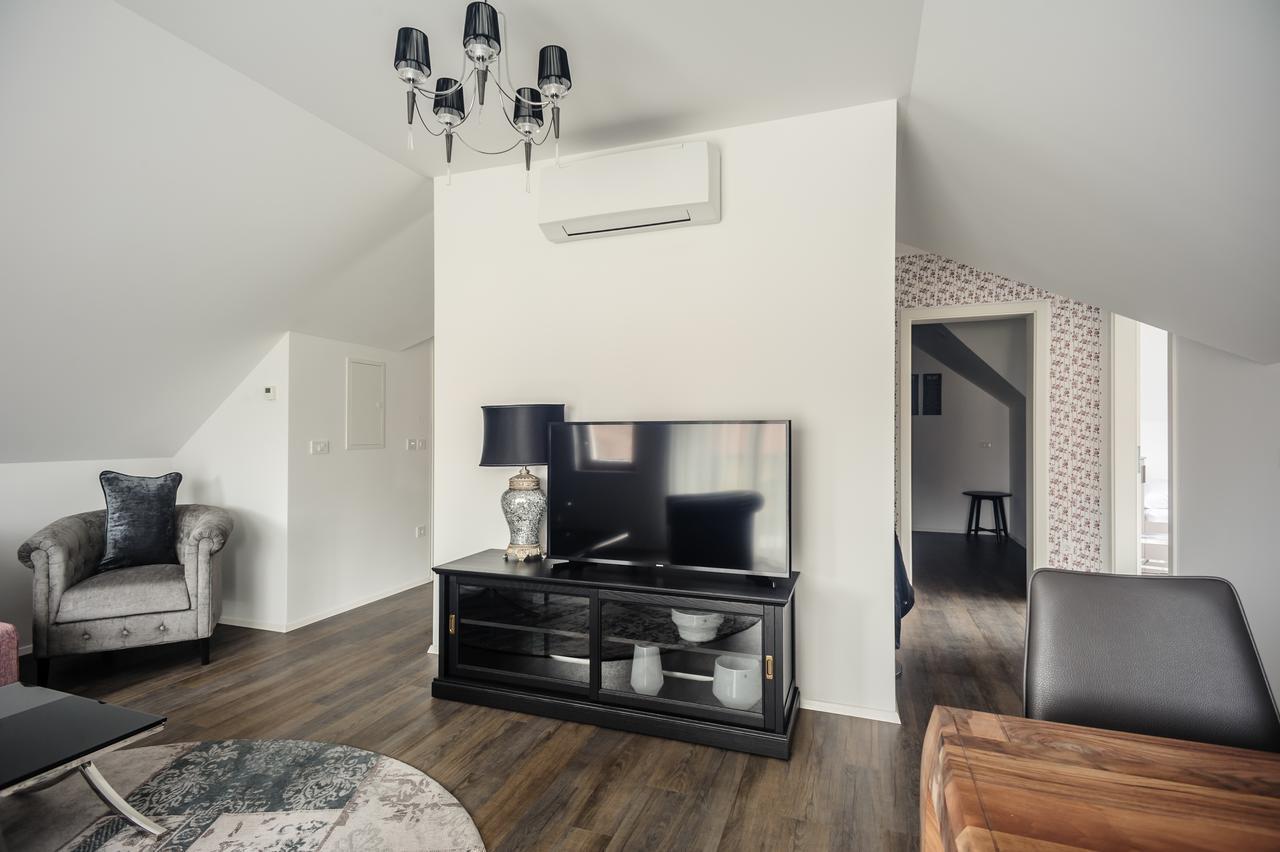 Apartments Villa Tatiana เบลด ภายนอก รูปภาพ