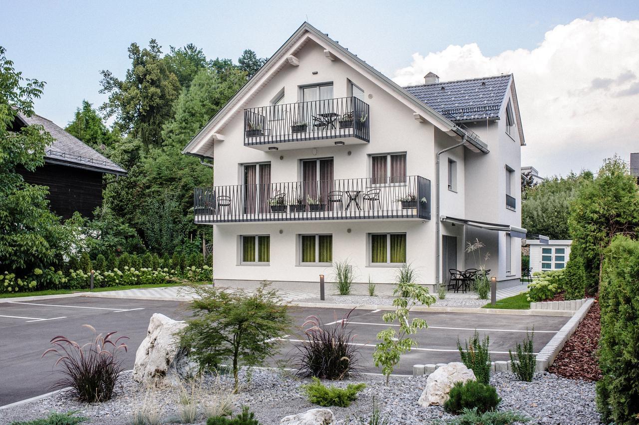Apartments Villa Tatiana เบลด ภายนอก รูปภาพ